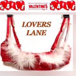 ♥️ LOVERS LANE red with white furry trim underwire bra size34 like new ex cond